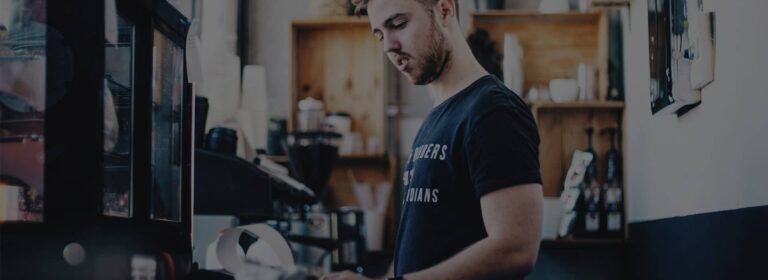 20 Tips for Managing Hourly Employees and Keeping Them Engaged