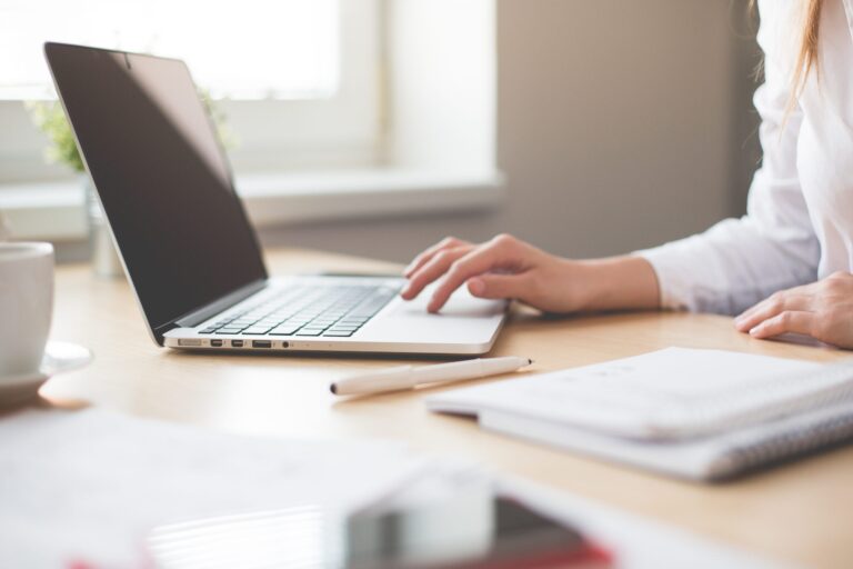 Choosing The Right Substitute Management System for Your School or District: A Four-Step Guide