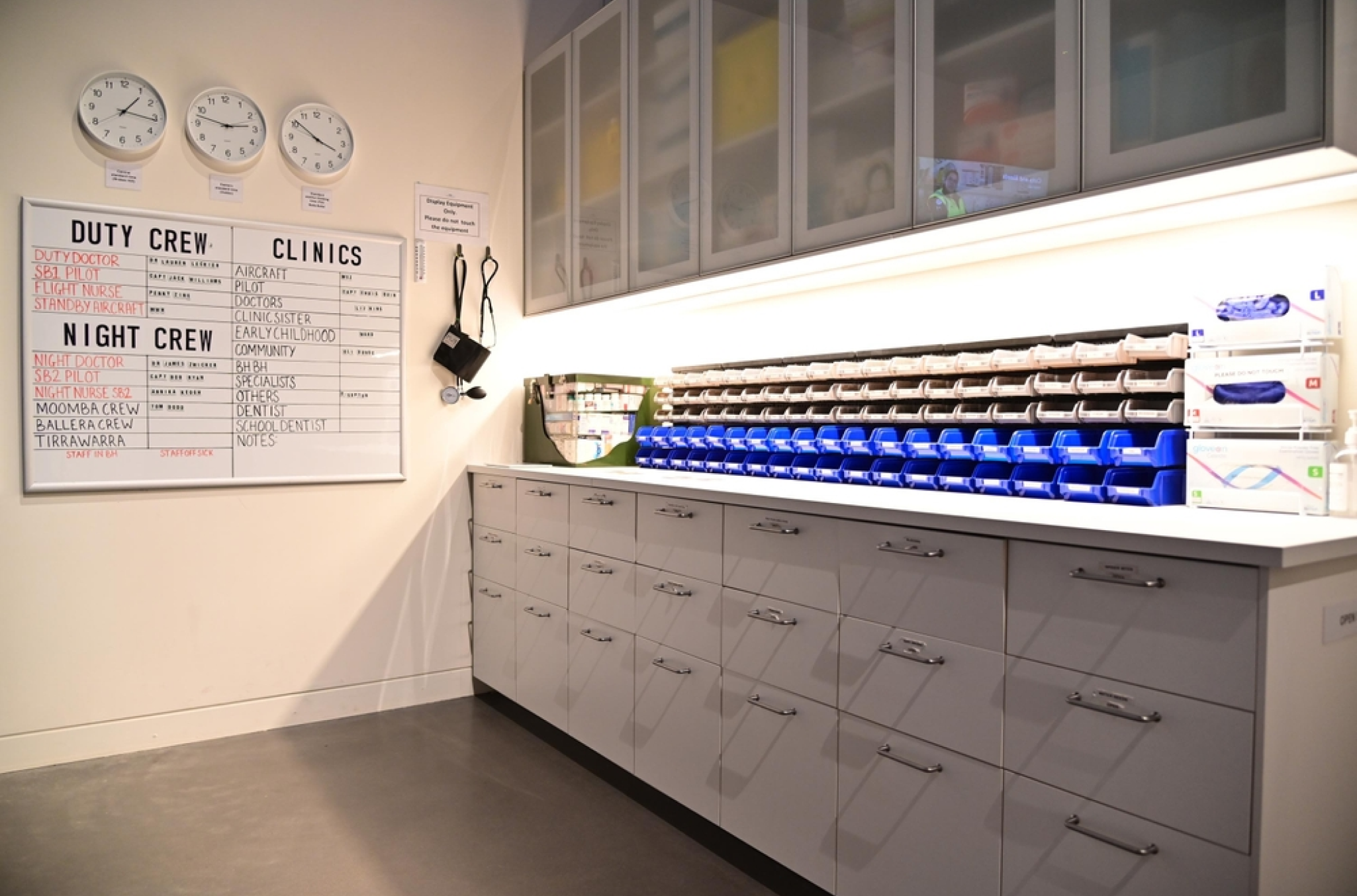 Visual representation of employee scheduling in healthcare with a filled office space that's been arranged by staff